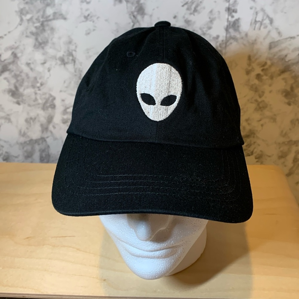 ALIEN BLACK BASEBALL CAP 'DAD HAT' Adjustable